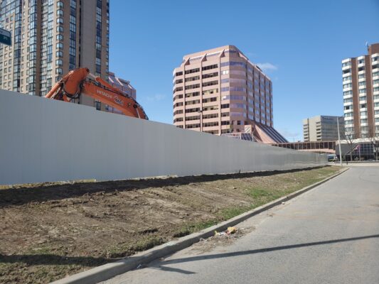 exterior-site-hoarding-at-enfield-place